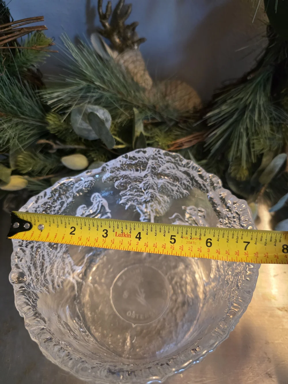 Clear Textured Glass Serving Bowl - Elegant Home Dining Serveware